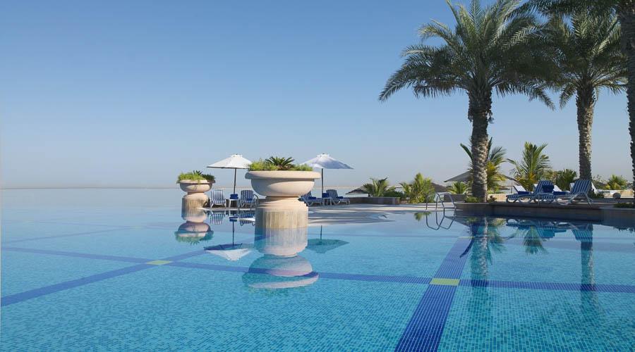 Infinity pool overlooking the ocean