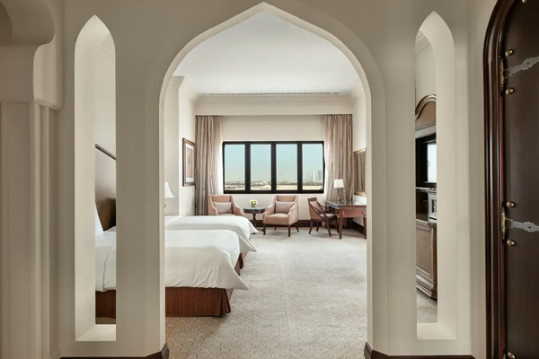 Shangri-La Qaryat Al Beri Hotel 