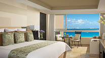 Family Suite - Partial Ocean & Pool View